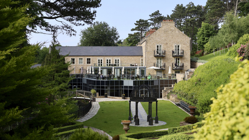 Raithwaite Hall Brewster Bye Architects